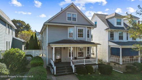 826 N Irving Ave, Scranton, PA, 18510-1316 | Card Image
