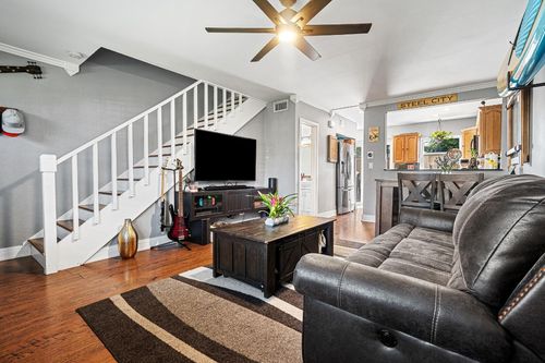 4c-72 Ne 20th Ct, Wilton Manors, FL, 33305-1085 | Card Image