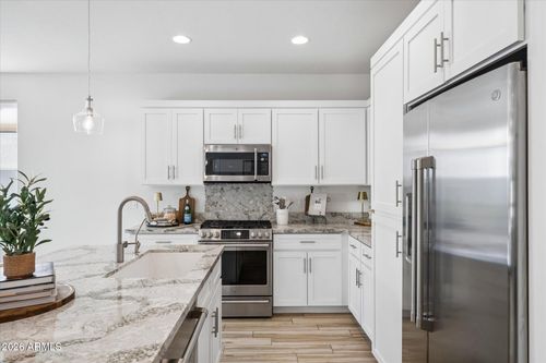 679 E Myrtle Pass, Queen Creek, AZ, 85140-5515 | Card Image