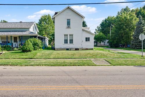 527 E 4th St, Marysville, OH, 43040-1266 | Card Image