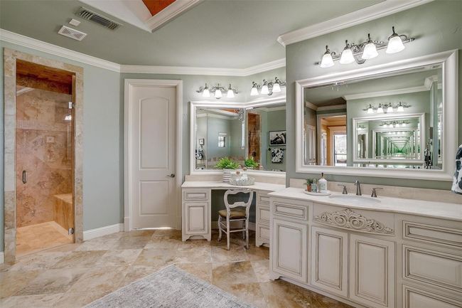 1204 E Scandinavian Ct, House other with 4 bedrooms, 4 bathrooms and null parking in Granbury TX | Image 30