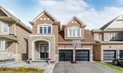 5 Felix Close, Brampton, ON, L7A4K4 | Card Image