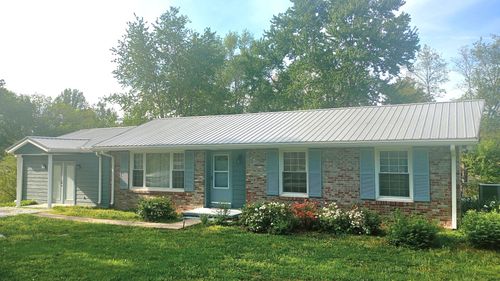 108 Sherry Ln, Dickson, TN, 37055-2629 | Card Image
