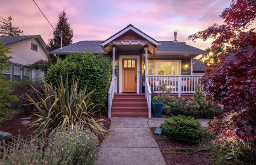 1222 Nw Washington Blvd, Grants Pass, OR, 97526-1246 | Card Image