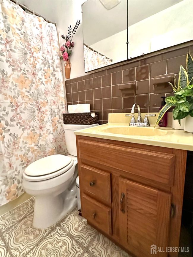 3 Joline Rd, House other with 3 bedrooms, 2 bathrooms and null parking in Kendall Park NJ | Image 15