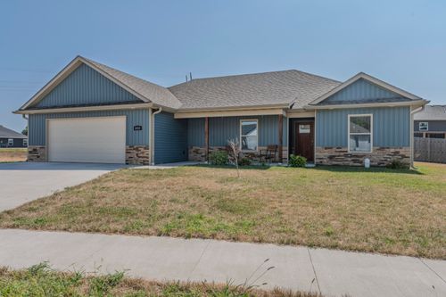 6450 Ruth Ann Ave, HALLSVILLE, MO, 65255 | Card Image