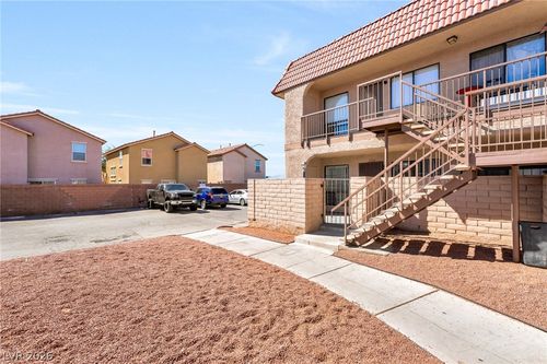 200-4300 N Lamont St, Las Vegas, NV, 89115-2430 | Card Image