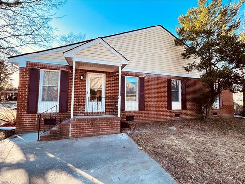 702 Howard Pl, Norfolk, VA, 23504-2722 | Card Image