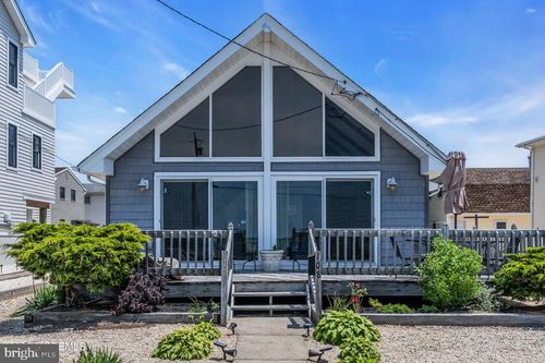 108 Shore Rd, Surf City, NJ, 08008-4933 | Card Image