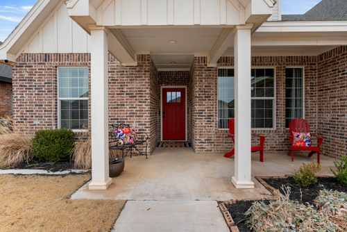 1122 16th St, Shallowater, TX, 79363-3155 | Card Image