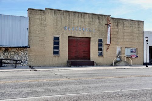 1208 Fisher St, Goldthwaite, TX, 76844-2163 | Card Image