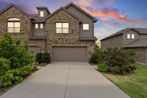 6817 Jade Dr, Greenville, TX, 75402-8139 | Card Image