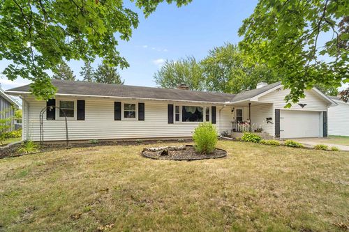 122 Fanna Street, Fond Du Lac, WI, 54935 | Card Image