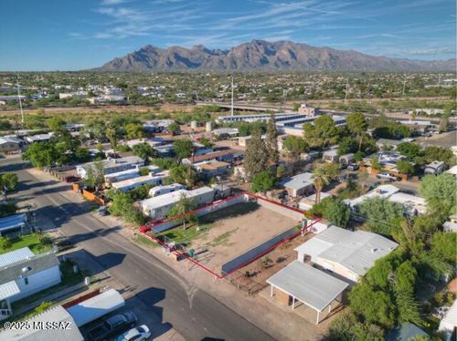 59-4716 N Camino Feliz, Tucson, AZ, 85705-1331 | Card Image