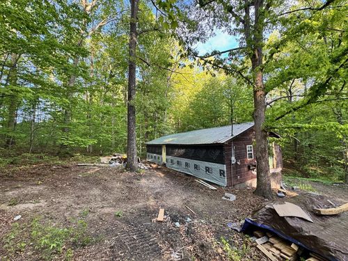 765 Sleepy Hollow Rd, Jamestown, TN, 38556-5933 | Card Image