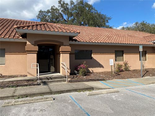 ste-b2-3261 Us Highway 441/27, FRUITLAND PARK, FL, 34731-4492 | Card Image