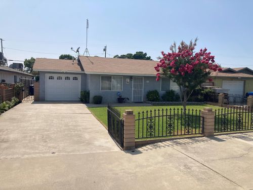 387 S Evans Rd, Tipton, CA, 93272-9649 | Card Image