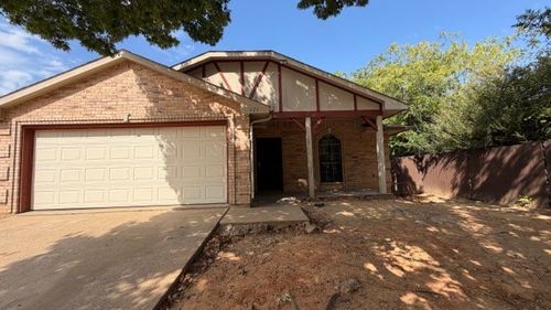 623 Moss Rose Ct, Dallas, TX, 75217-7789 | Card Image