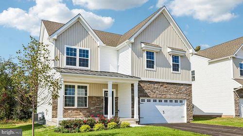 3054 Abigail Way, PENNSBURG, PA, 18073 | Card Image