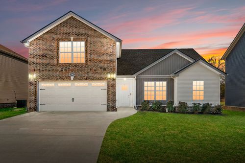 1062 Whitney Dr, Clarksville, TN, 37042-2983 | Card Image