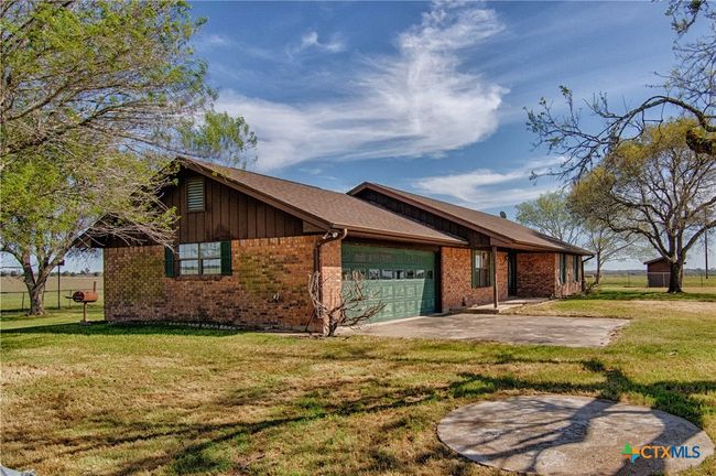 11552 Fm 1383, Home with 3 bedrooms, 2 bathrooms and null parking in Schulenburg TX | Image 25
