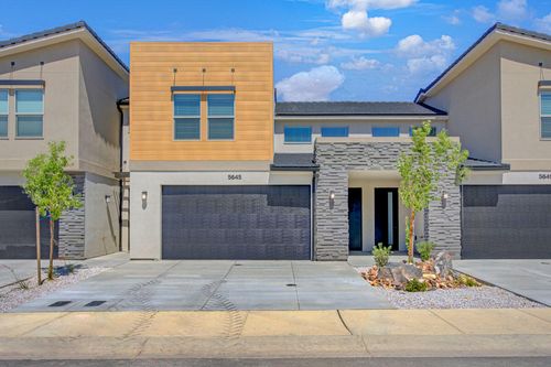 5702 S Weehawken Ln, St George, UT, 84790-2885 | Card Image