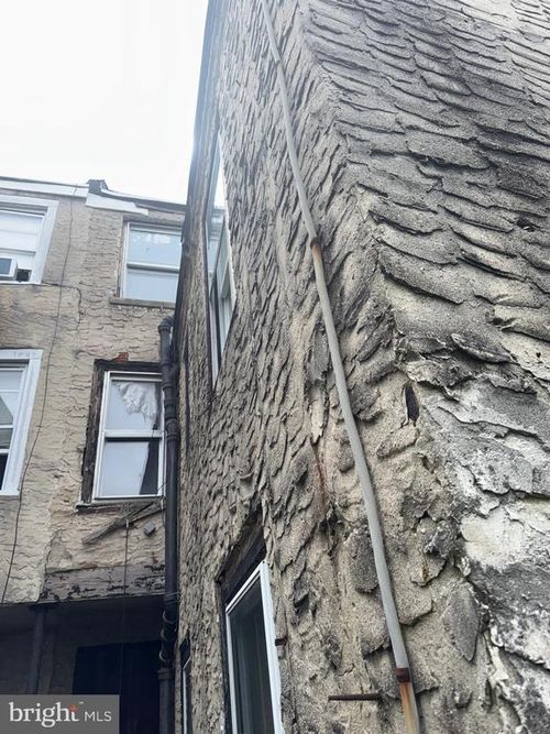 2016 N Woodstock St, PHILADELPHIA, PA, 19121-1423 | Card Image