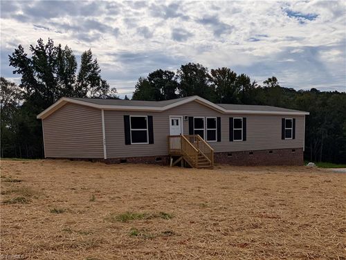 775 Iron Mountain Rd, Asheboro, NC, 27205-8706 | Card Image