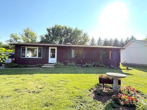 1420 Manhatas Trl, Algonquin, IL, 60102-3607 | Card Image