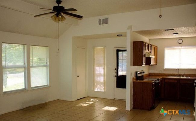 2120 Lazy Ridge Dr, House other with 3 bedrooms, 1 bathrooms and null parking in Killeen TX | Image 4