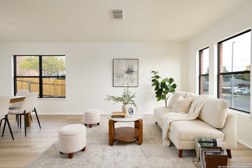 7103 Rimwood, Live Oak, TX, 78233-4208 | Card Image