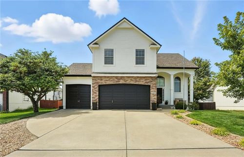 2309 Ne 23rd St, Blue Springs, MO, 64029-9690 | Card Image