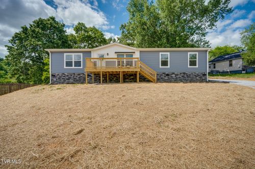 115 Hillside Dr, Johnson City, TN, 37601-7158 | Card Image