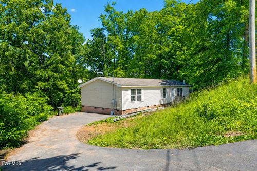 109 Daniel Lane, Elizabethton, TN, 37643 | Card Image
