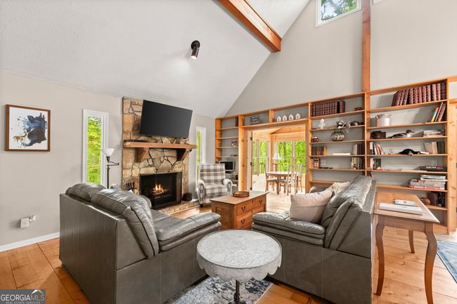 19 Long Swamp Dr, House other with 3 bedrooms, 4 bathrooms and null parking in Jasper GA | Image 9