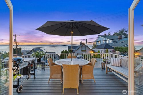28432 Sound View Dr S, Des Moines, WA, 98198-8228 | Card Image