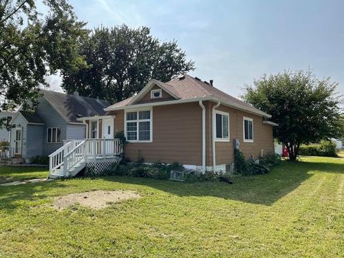 615 14th St Ne, Austin, MN, 55912-4058 | Card Image