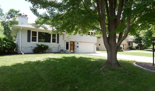 6521 Wilryan Ave, Edina, MN, 55439-1467 | Card Image