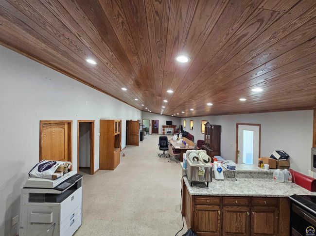 1705 Oregon St, Home with 0 bedrooms, 0 bathrooms and 4 parking in Hiawatha KS | Image 5