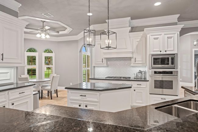 28611 Benders Crossing Dr, House other with 3 bedrooms, 4 bathrooms and 3 parking in Spring TX | Image 19