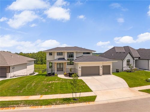 14187 S Houston St, Olathe, KS, 66061-7894 | Card Image