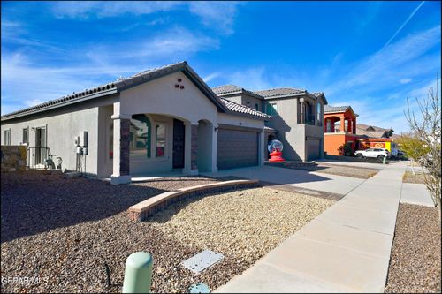 781 Croxdale St, Horizon City, TX, 79928-8010 | Card Image