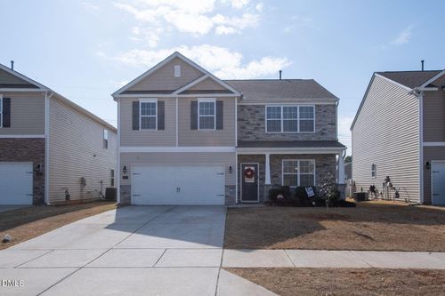 67 Prairie St, Clayton, NC, 27527-6742 | Card Image