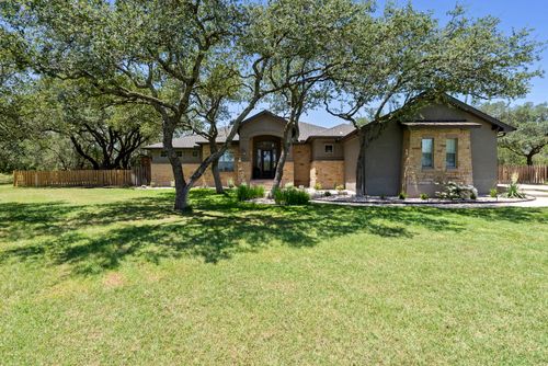 126 Foxwood Trl, Marble Falls, TX, 78654-5886 | Card Image