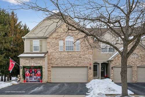 0-2850 Stonewater Dr, Naperville, IL, 60564-4879 | Card Image