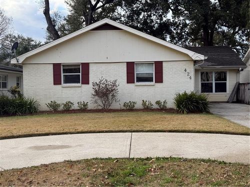 424 Celeste Ave, River Ridge, LA, 70123-1443 | Card Image