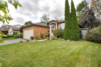 655 Thornwood Crt, House other with 3 bedrooms, 3 bathrooms and 6 parking in London ON | Image 1