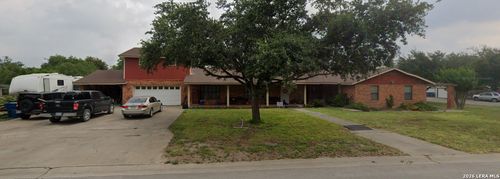 404 Carle St, Freer, TX, 78357-2028 | Card Image