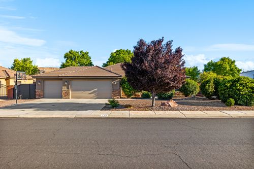 110 E 1125 N, Hurricane, UT, 84737-2368 | Card Image