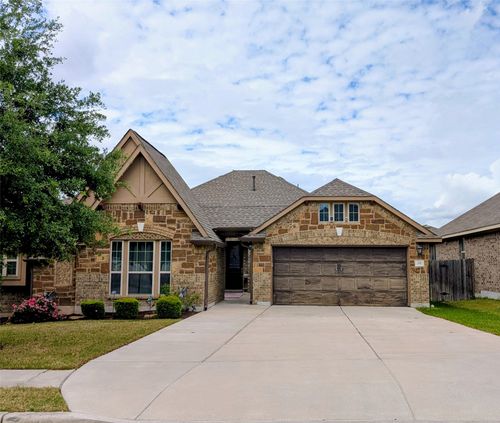 101 Lightcliff St, Hutto, TX, 78634-5704 | Card Image